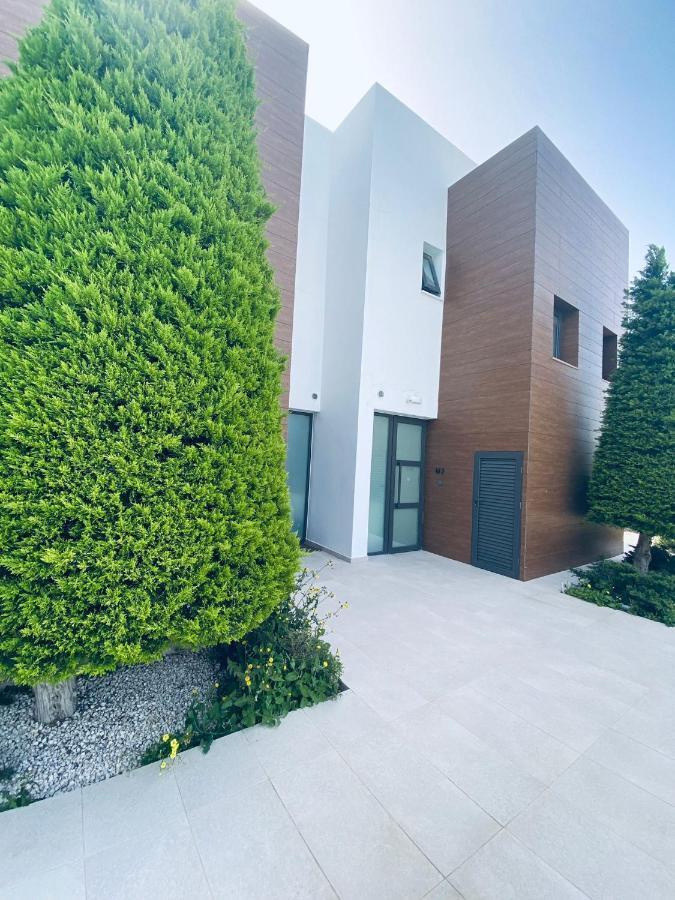 Victoria Suites Paphos Exterior photo